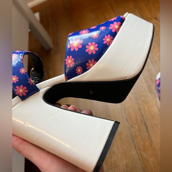 Delia’s by Dolls Kill Ditzy Delight platform heels blue floral women’s size US8 - Picture 5 of 16